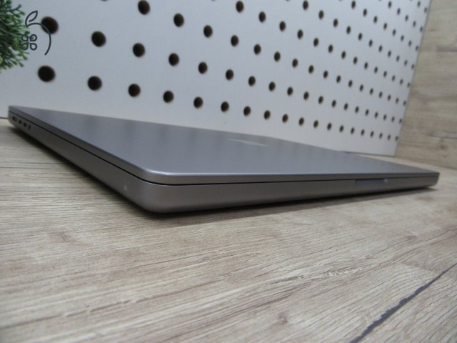 Apple MacBook Pro 16 (2021, M1 Pro) – Liquid Retina XDR, ProMotion 120 Hz – 32 GB RAM / 512 GB SSD – Használt, szép állapot – 86% akku (463 ciklus) – 3 hónap garancia