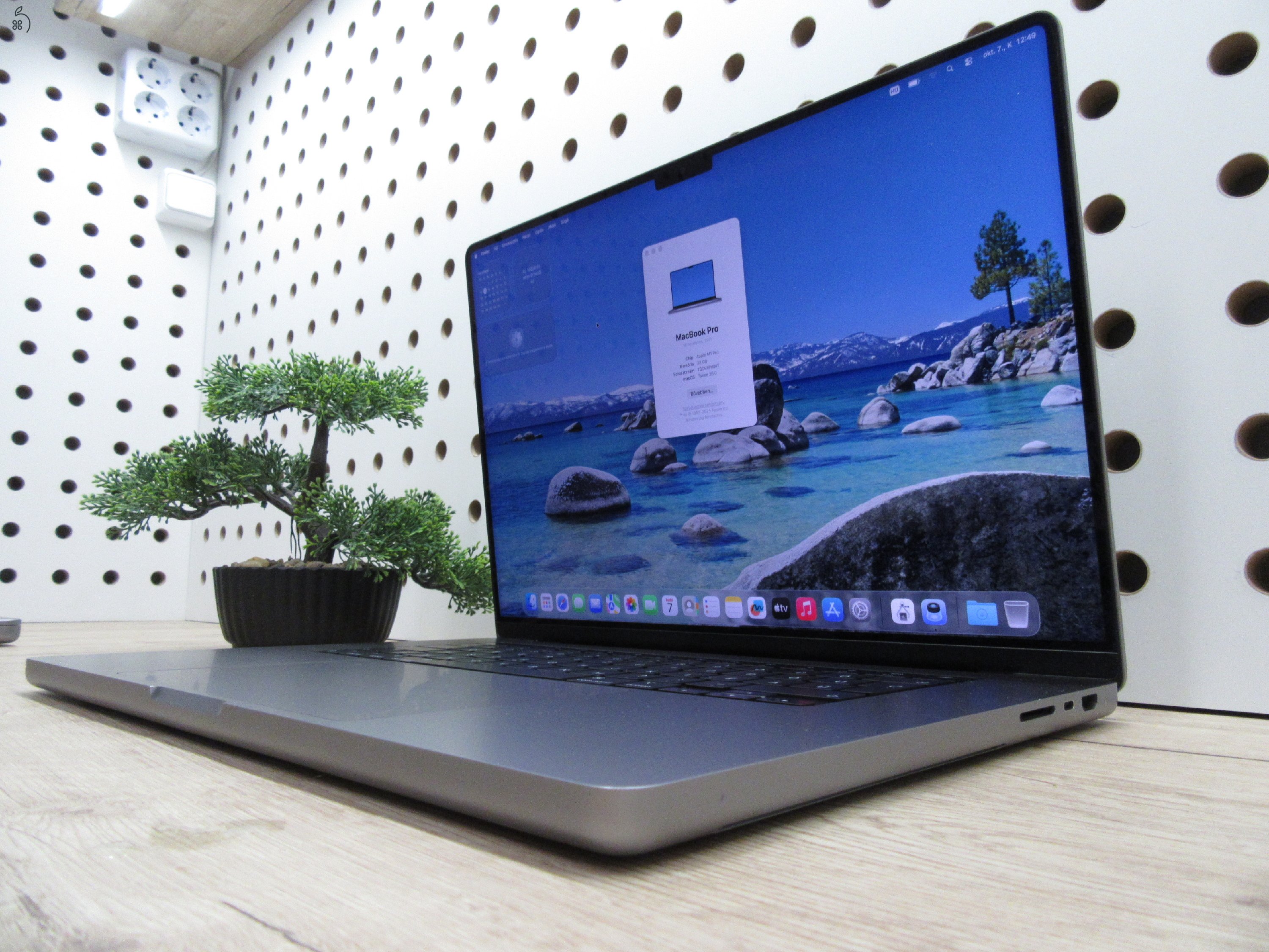 Apple MacBook Pro 16 (2021, M1 Pro) – Liquid Retina XDR, ProMotion 120 Hz – 32 GB RAM / 512 GB SSD – Használt, szép állapot – 86% akku (463 ciklus) – 3 hónap garancia