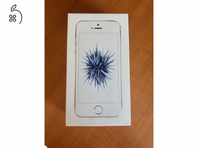 iPhone SE saját dobozában