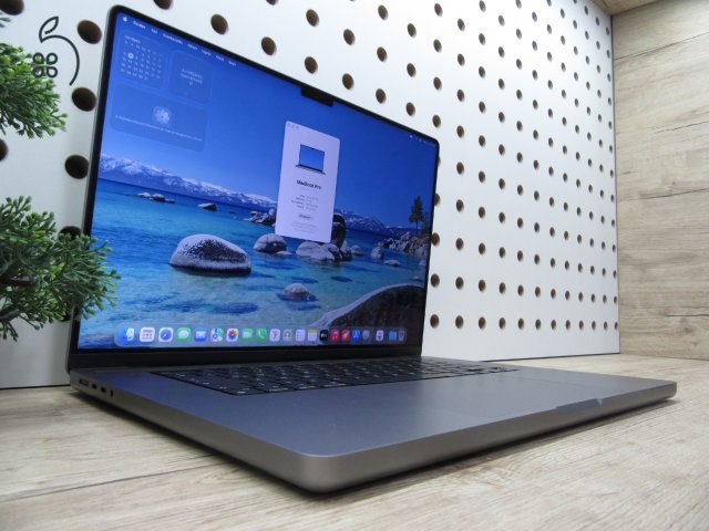 Apple MacBook Pro 16 (2021, M1 Pro) – Liquid Retina XDR, ProMotion 120 Hz – 16 GB RAM / 1 TB SSD – Használt, karcmentes – 94% akku (125 ciklus) – 3 hónap garancia