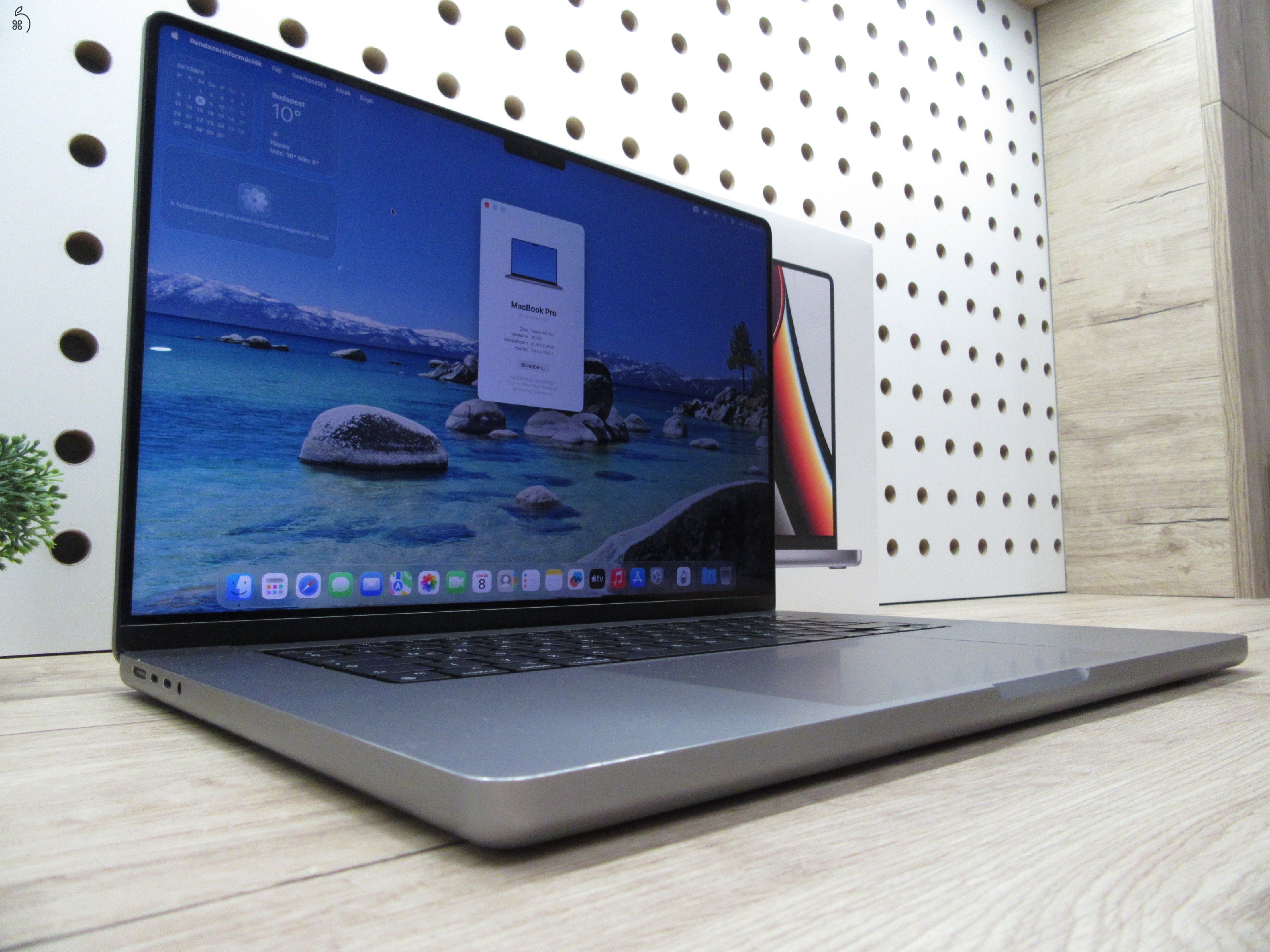 Apple MacBook Pro 16 (2021, M1 Pro) – 16″ XDR, ProMotion 120 Hz, 16 GB / 512 GB – Használt, szép állapot – 82% akku (582 ciklus) – 3 hónap garancia