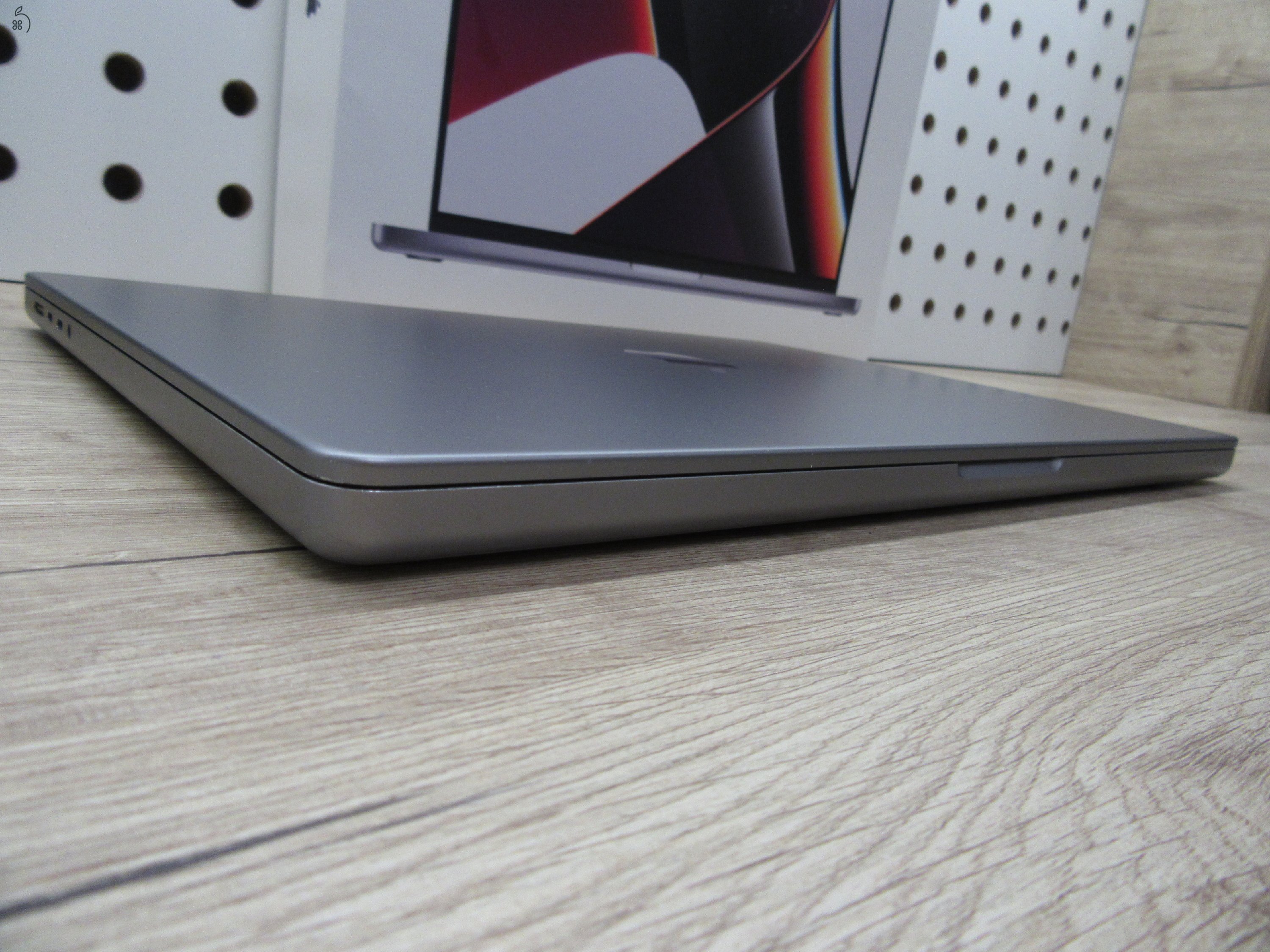 Apple MacBook Pro 16 (2021, M1 Pro) – 16″ XDR, ProMotion 120 Hz, 16 GB / 512 GB – Használt, szép állapot – 82% akku (582 ciklus) – 3 hónap garancia
