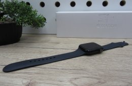 Apple Watch Series 7 – 45 mm – Cellular (eSIM) – Használt, karcmentes – 86% akku – 3 hónap garancia