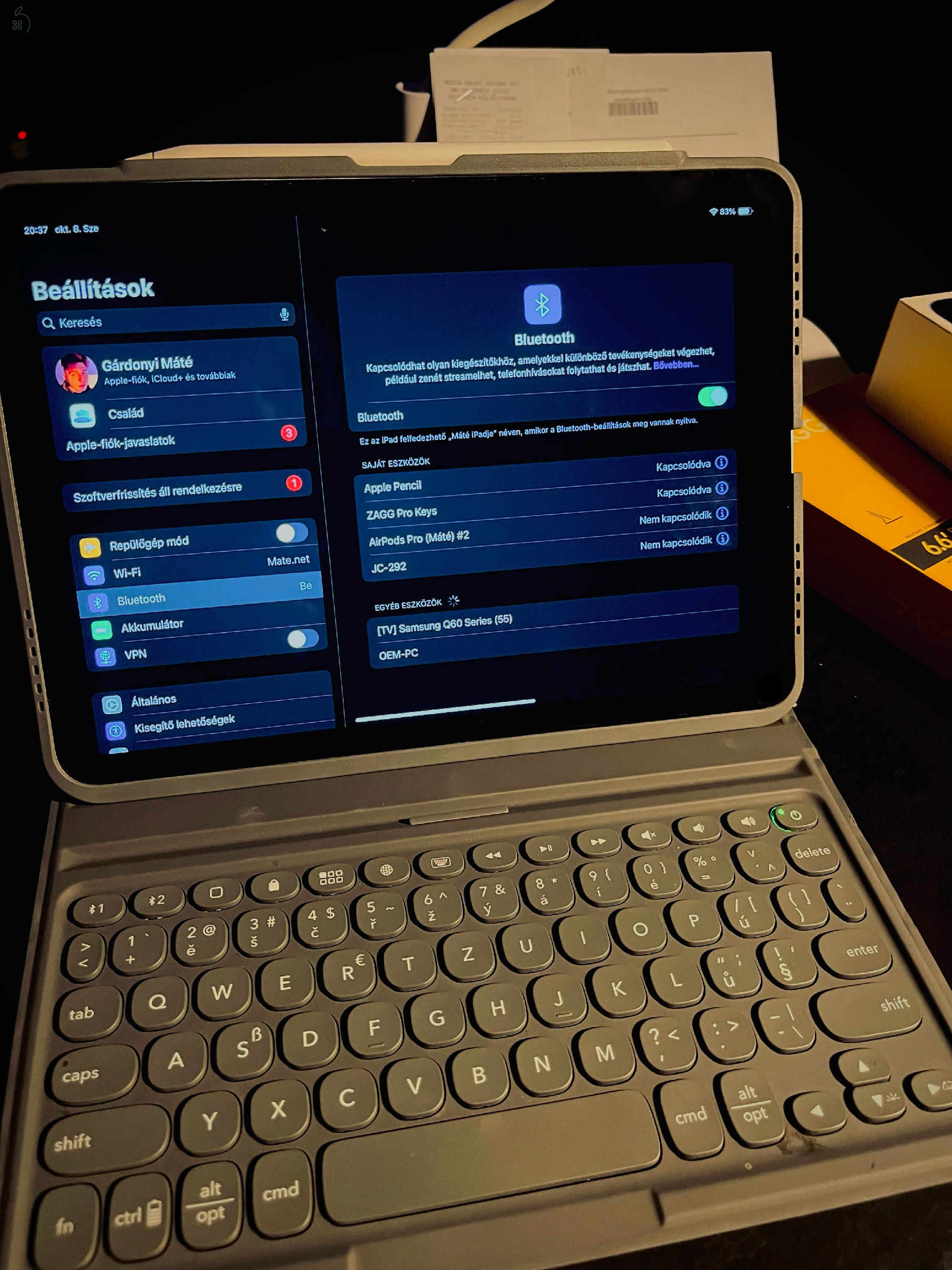 Eladó IPad Air 4, 64GB, Wifi, Sky Blue újszerű állapotban, Pencillel, billentyűzettel.