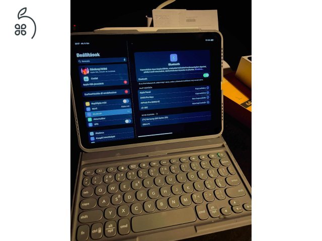 Eladó IPad Air 4, 64GB, Wifi, Sky Blue újszerű állapotban, Pencillel, billentyűzettel.