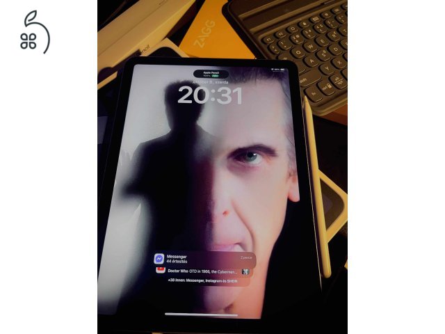 Eladó IPad Air 4, 64GB, Wifi, Sky Blue újszerű állapotban, Pencillel, billentyűzettel.