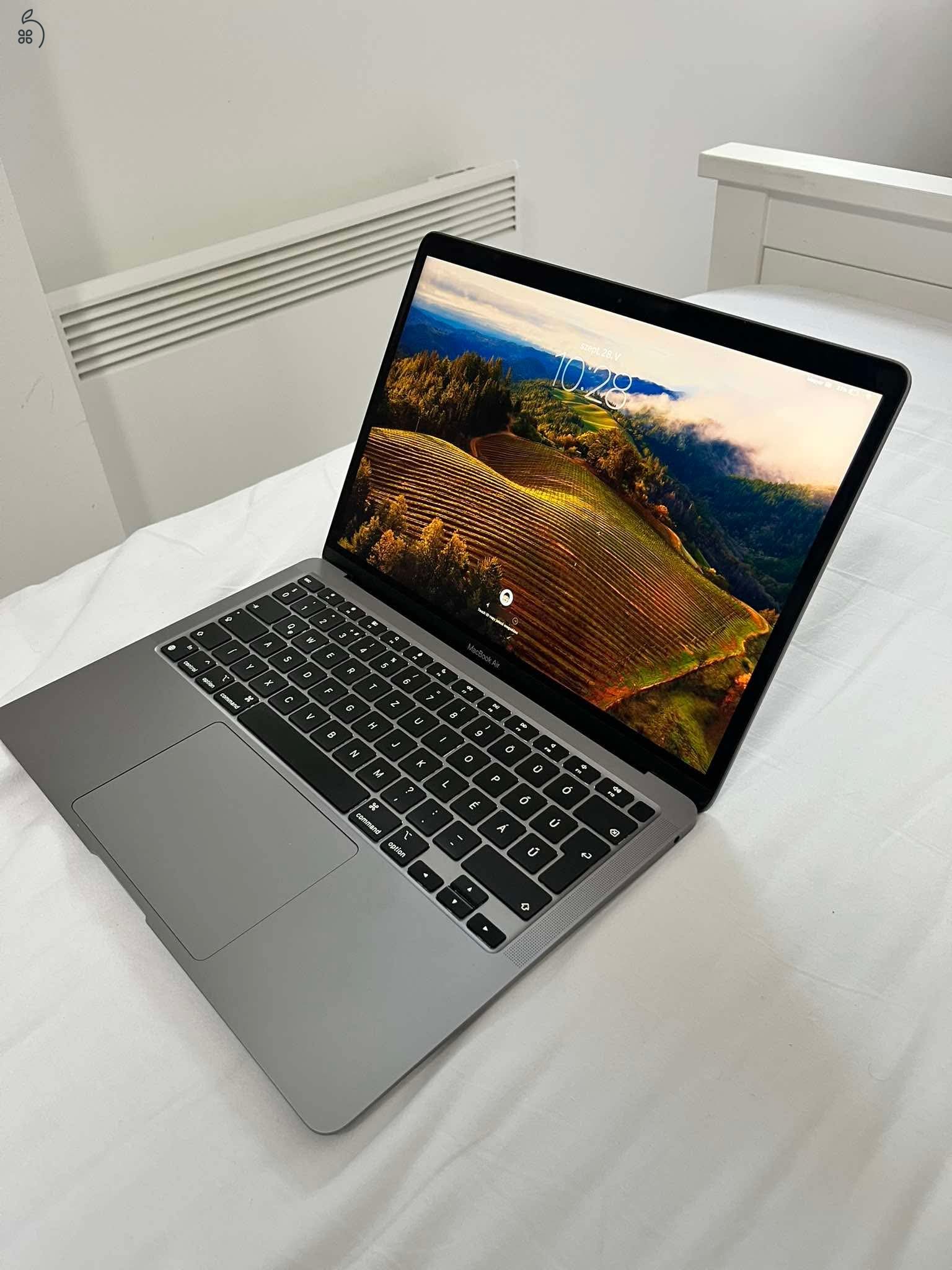 MacBook Air M1 256/8GB