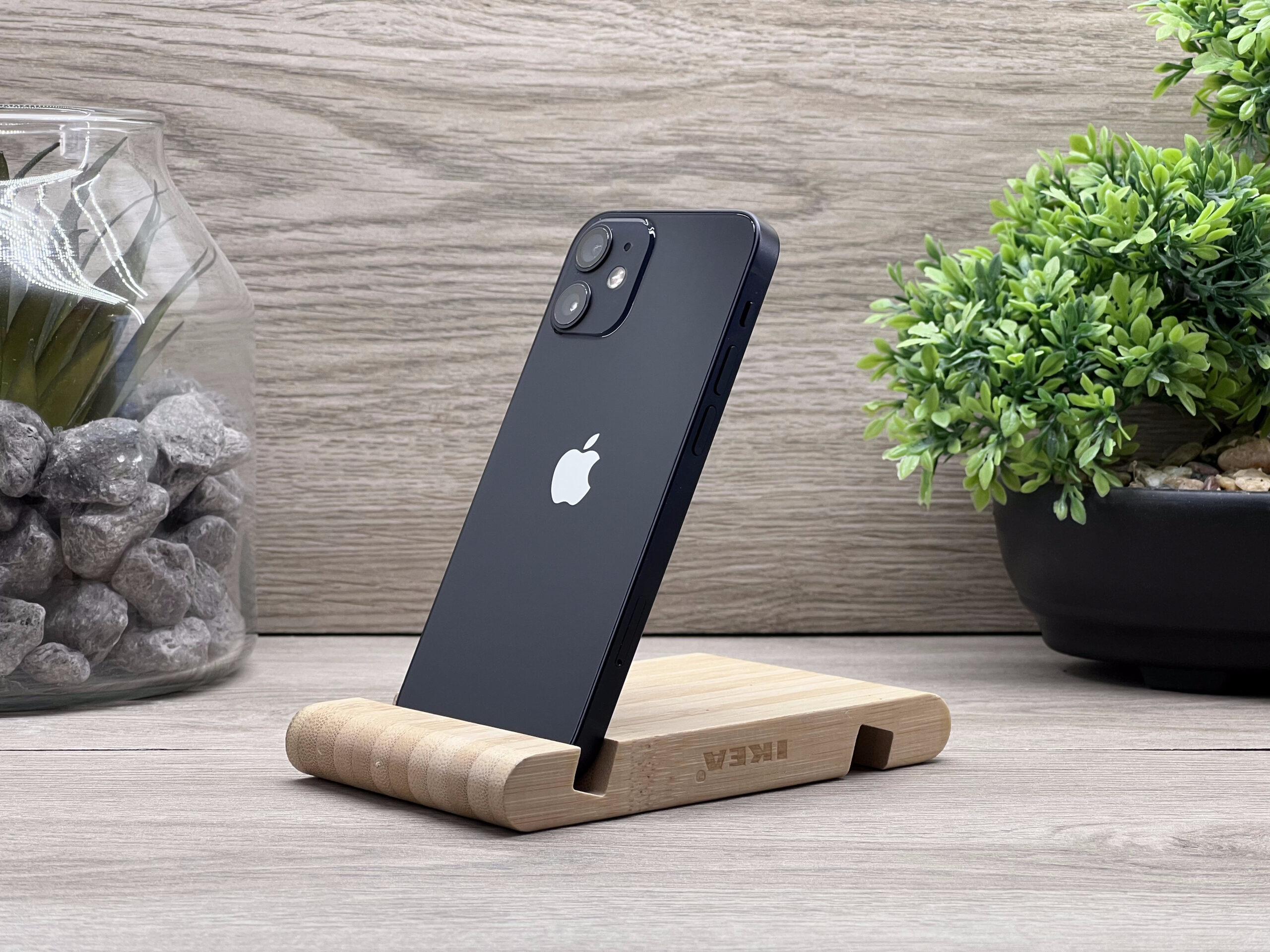 iPhone 12 Black 64GB 2 ÉV Garanciával Számlával 92% Akksi