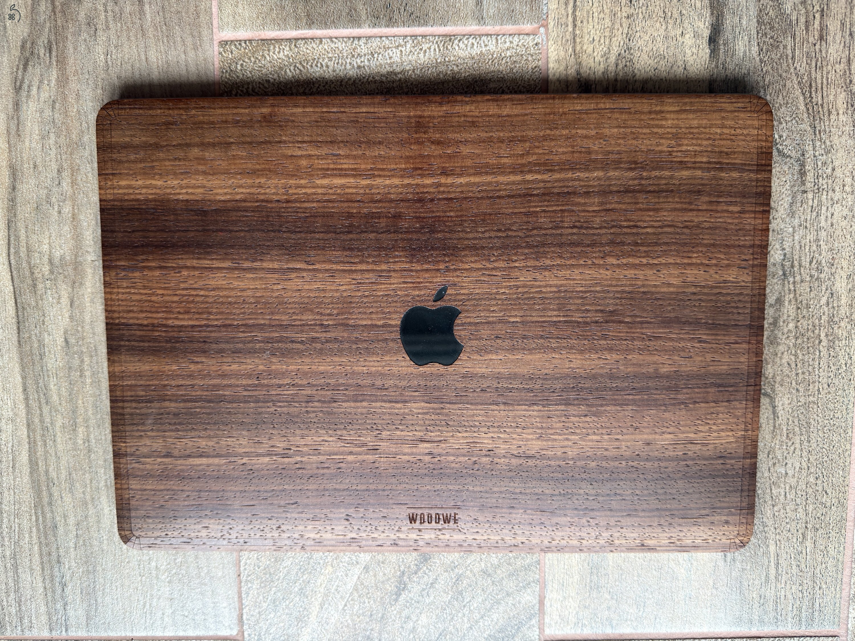 Eladó Macbook Pro mid-2019 i5 8GB RAM 256 GB tárhely 4 thunderbolt
