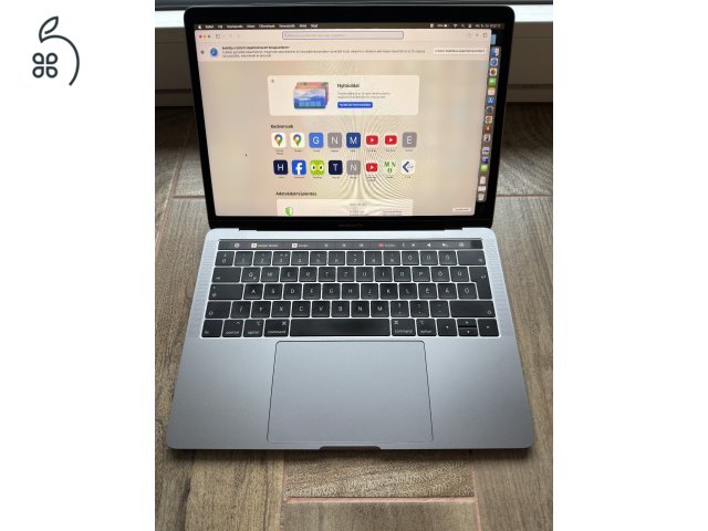 Eladó Macbook Pro mid-2019 i5 8GB RAM 256 GB tárhely 4 thunderbolt