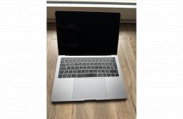 Eladó Macbook Pro mid-2019 i5 8GB RAM 256 GB tárhely 4 thunderbolt