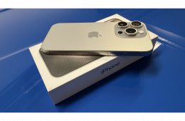 iPhone 15 Pro 256GB '23.10. havi 92% akku, független. Titánium. 