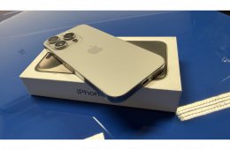 iPhone 15 Pro 256GB '23.10. havi 92% akku, független. Titánium. 