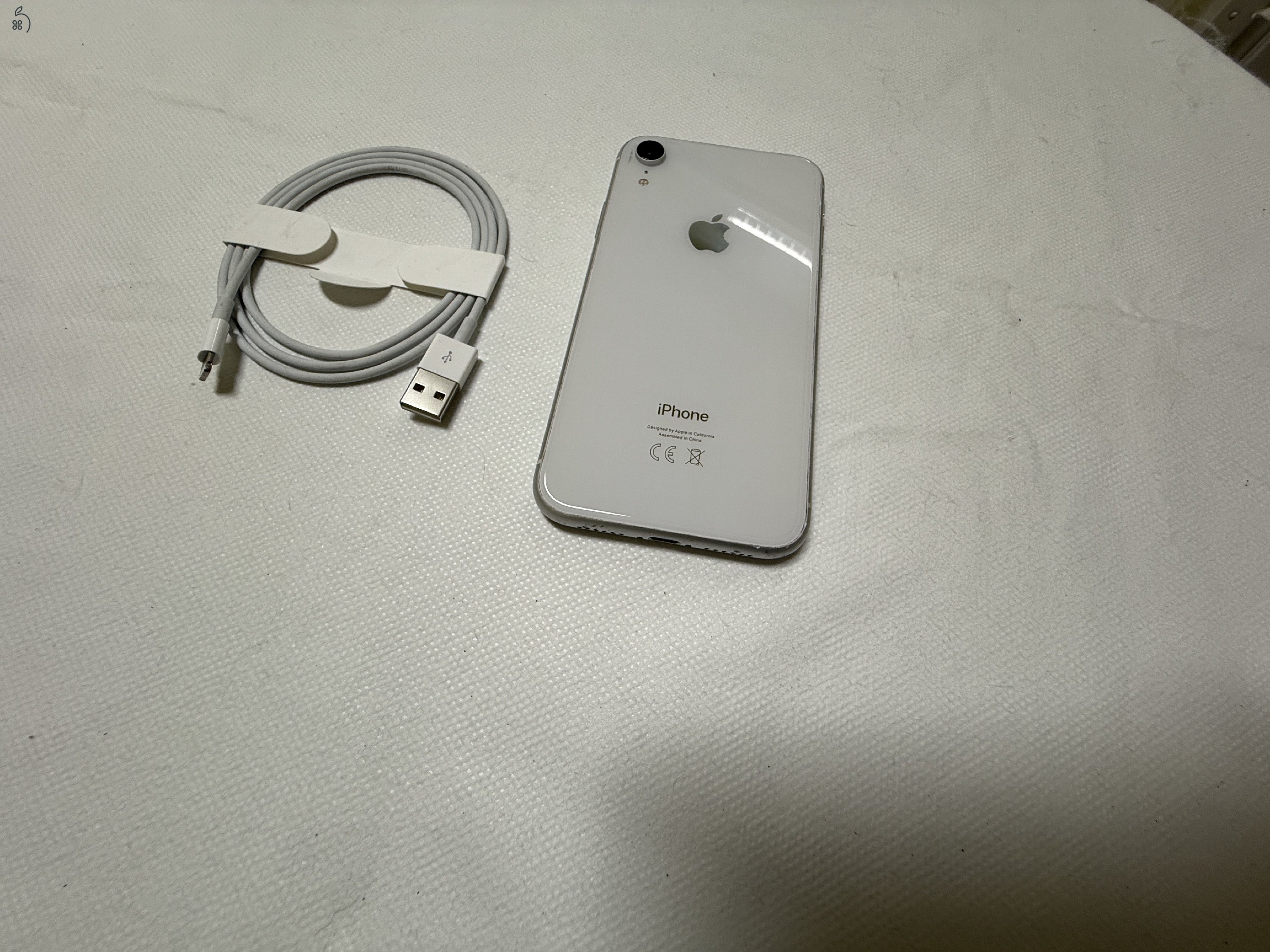 Apple iPhone XR 128Gb Fehér Kártyafüggetlen