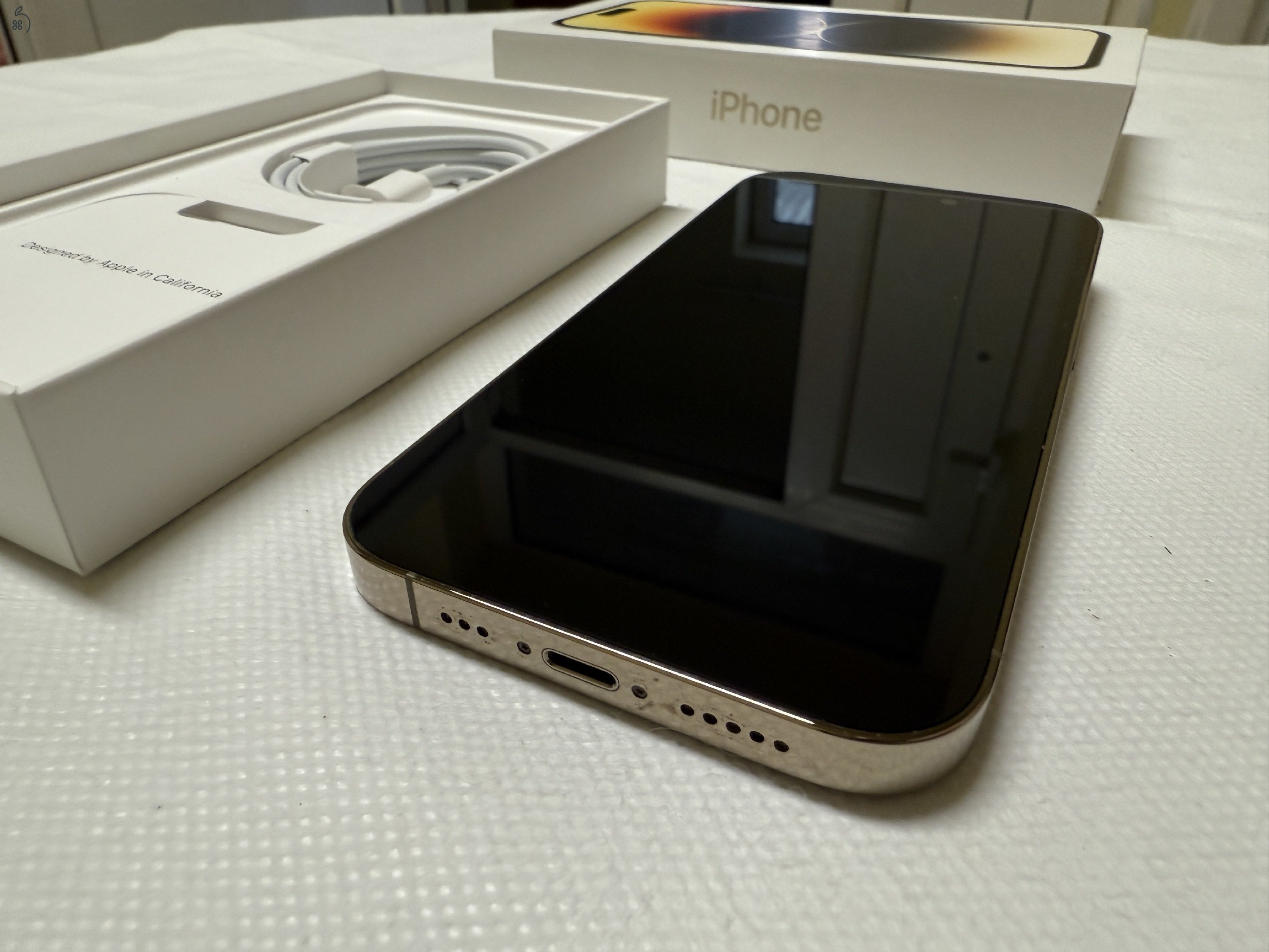 Apple iPhone 14 Pro 128Gb Arany Független