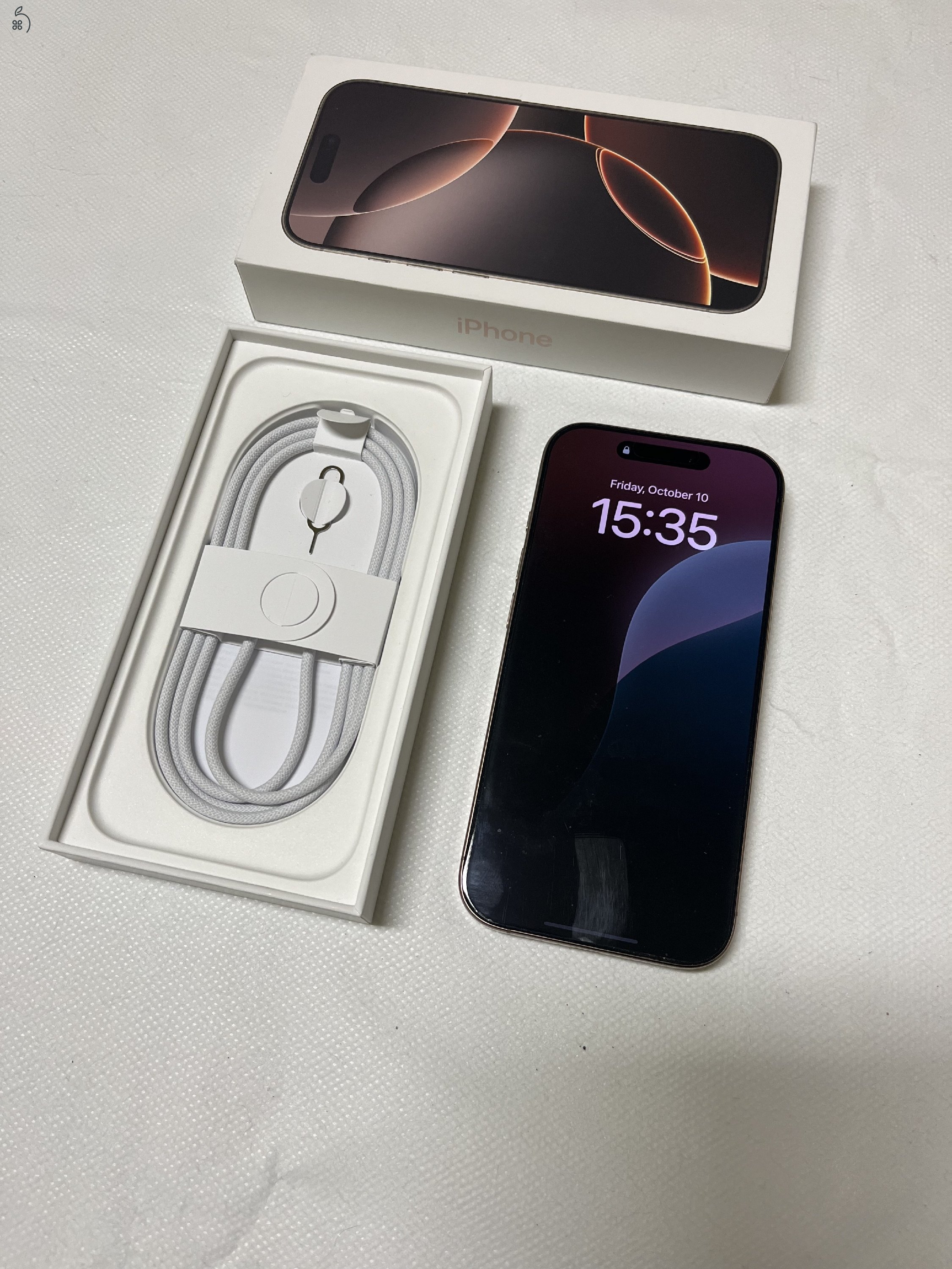 Apple iPhone 16 Pro 256Gb Sivatagi homok Titán Független