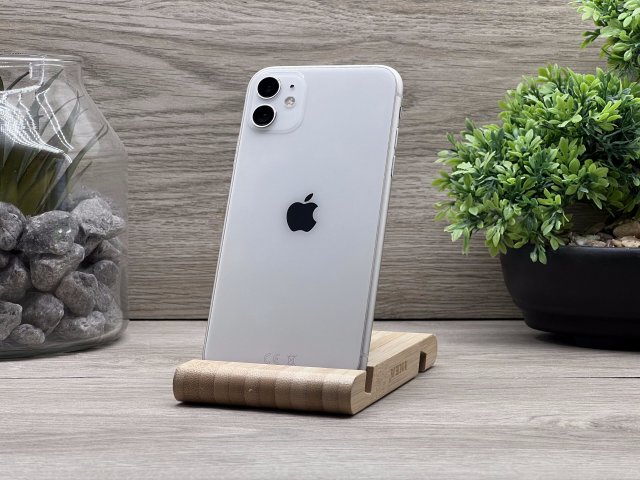 Hibátlan iPhone 11 White 64GB 2 ÉV Garanciával Számlával 100% Akksi