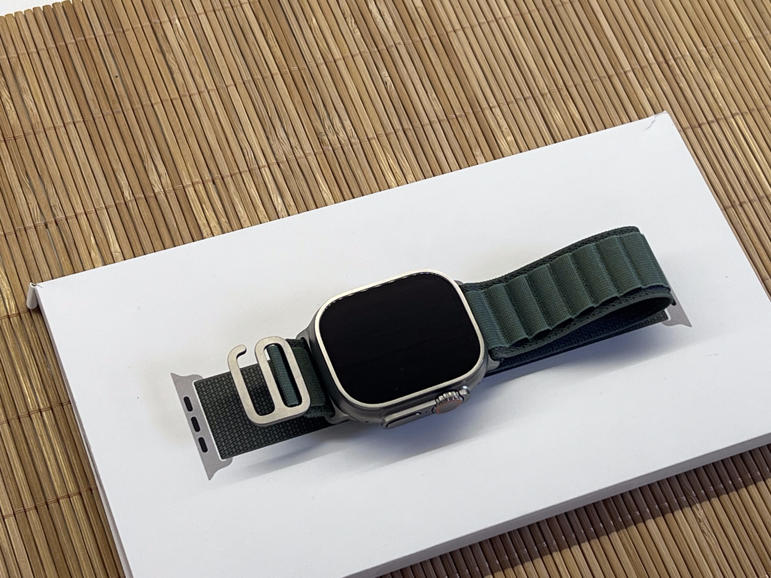 Hibátlan Apple Watch Ultra Natural Titanium 49mm 2 ÉV Garanciával Számlával