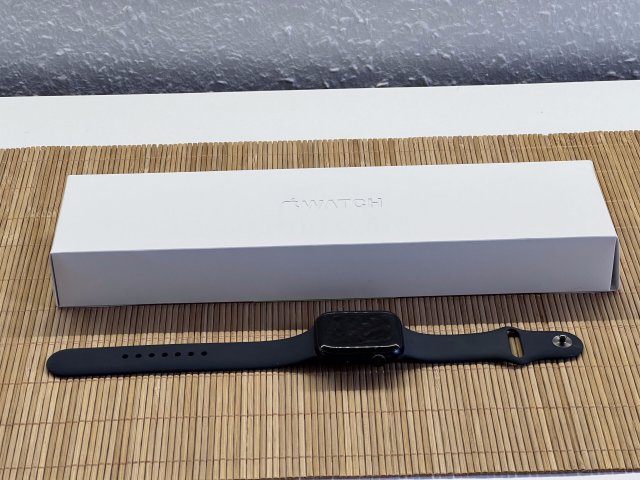 Apple Watch S8 Midnight 45mm 2 ÉV Garanciával Számlával