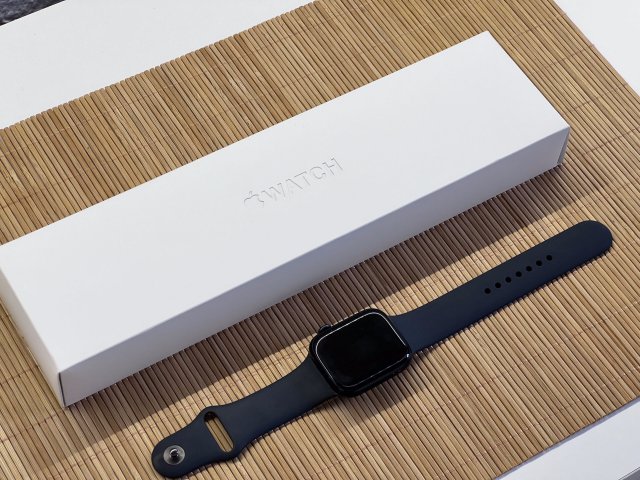 Apple Watch S8 Midnight 45mm 2 ÉV Garanciával Számlával