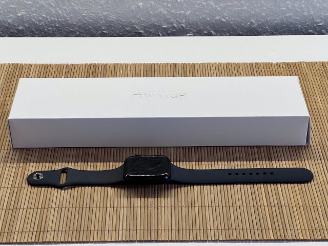 Apple Watch S8 Midnight 45mm 2 ÉV Garanciával Számlával