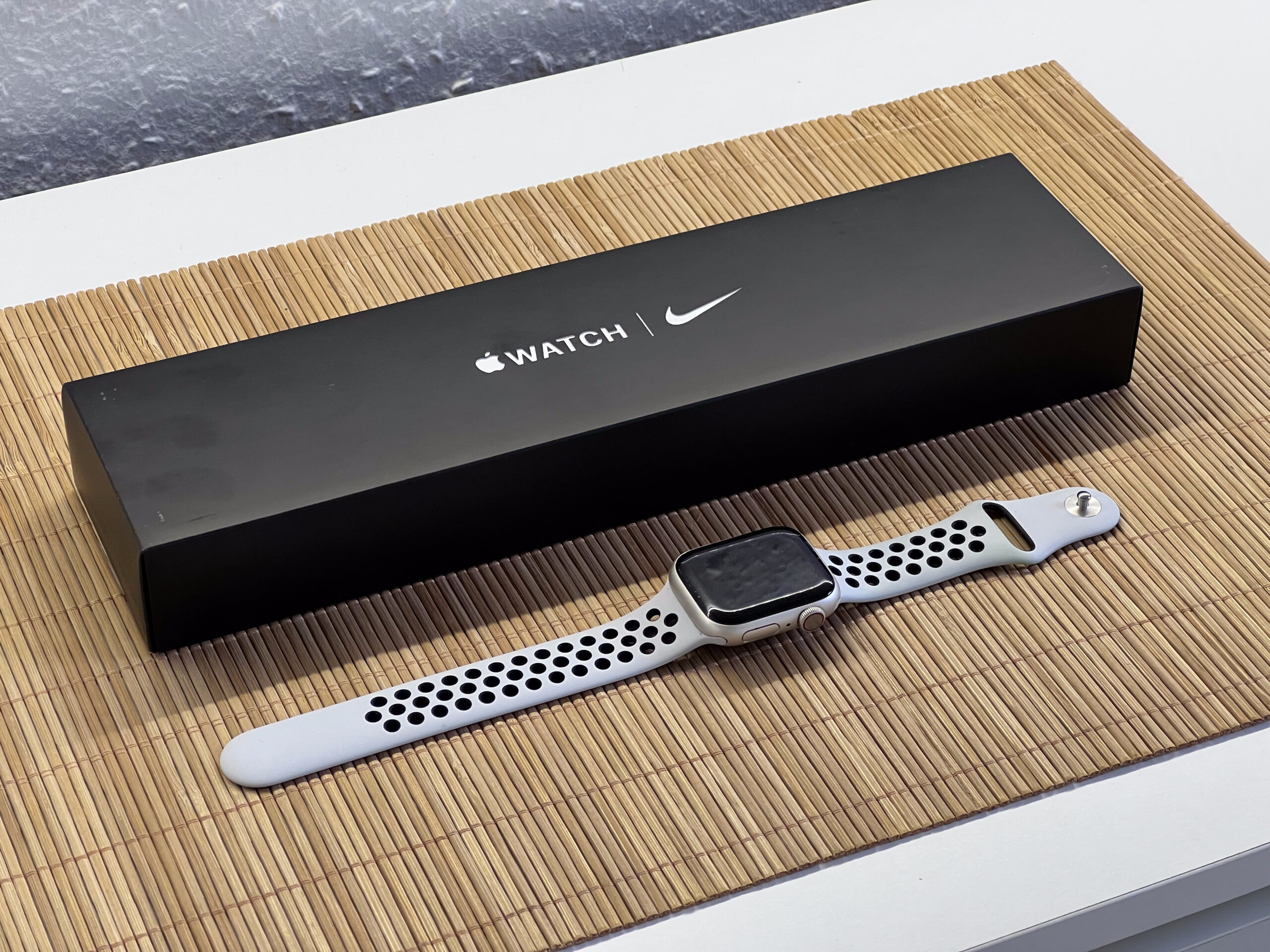 Hibátlan Apple Watch S7 Starlight 41mm 2 ÉV Garanciával Számlával
