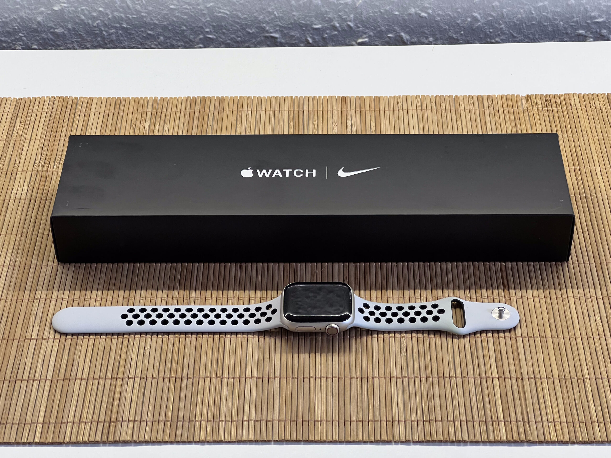 Hibátlan Apple Watch S7 Starlight 41mm 2 ÉV Garanciával Számlával