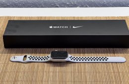Hibátlan Apple Watch S7 Starlight 41mm 2 ÉV Garanciával Számlával