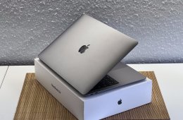Hibátlan MacBook Air 2020 M1 13”256GB 2 ÉV Garanciával Számlával