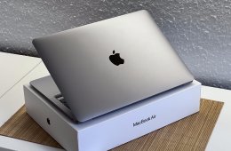 Hibátlan MacBook Air 2020 M1 13”256GB 2 ÉV Garanciával Számlával