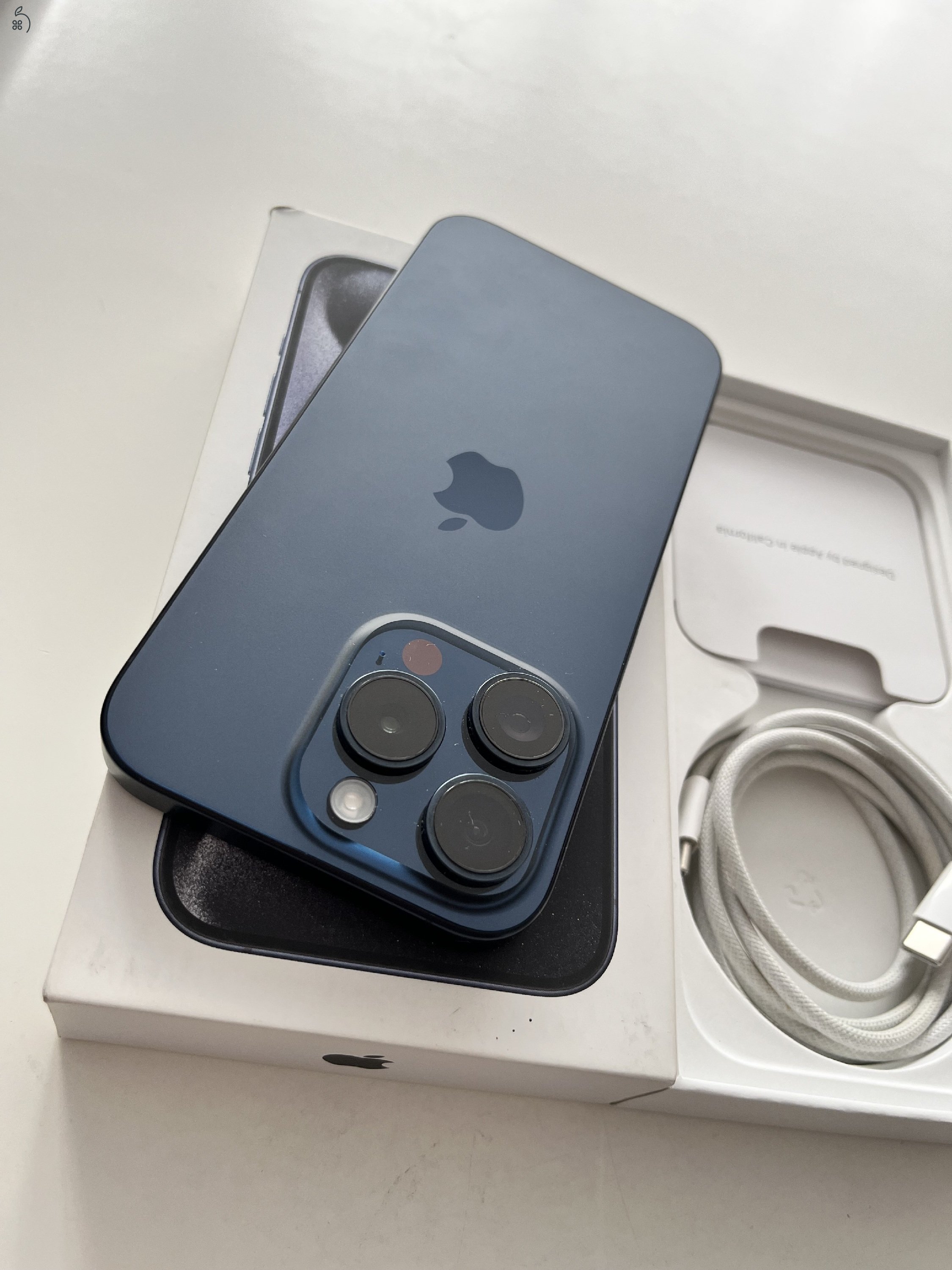 iPhone 15 Pro 128GB Makulátlan! Akku 97%!