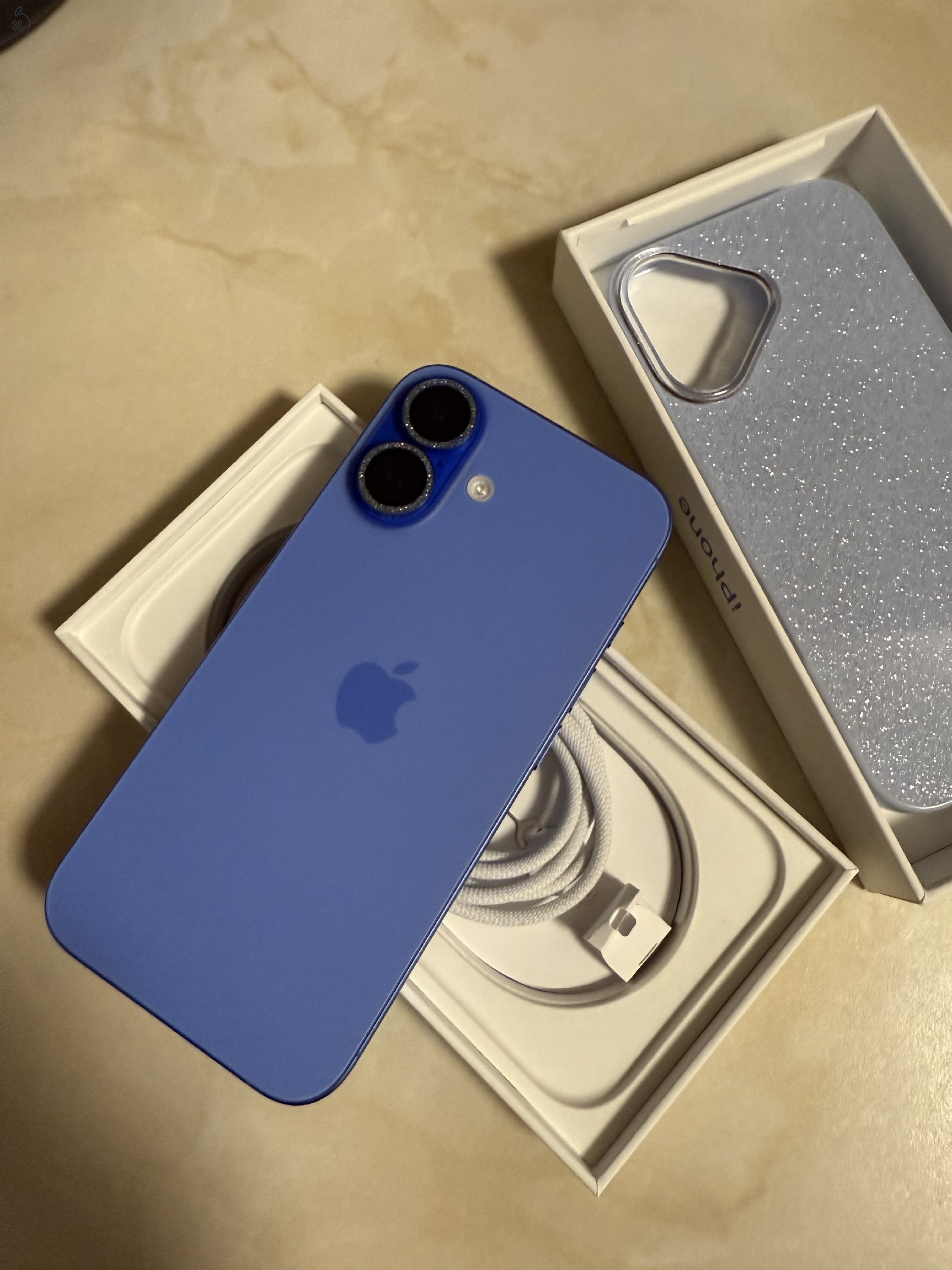 iPhone 16