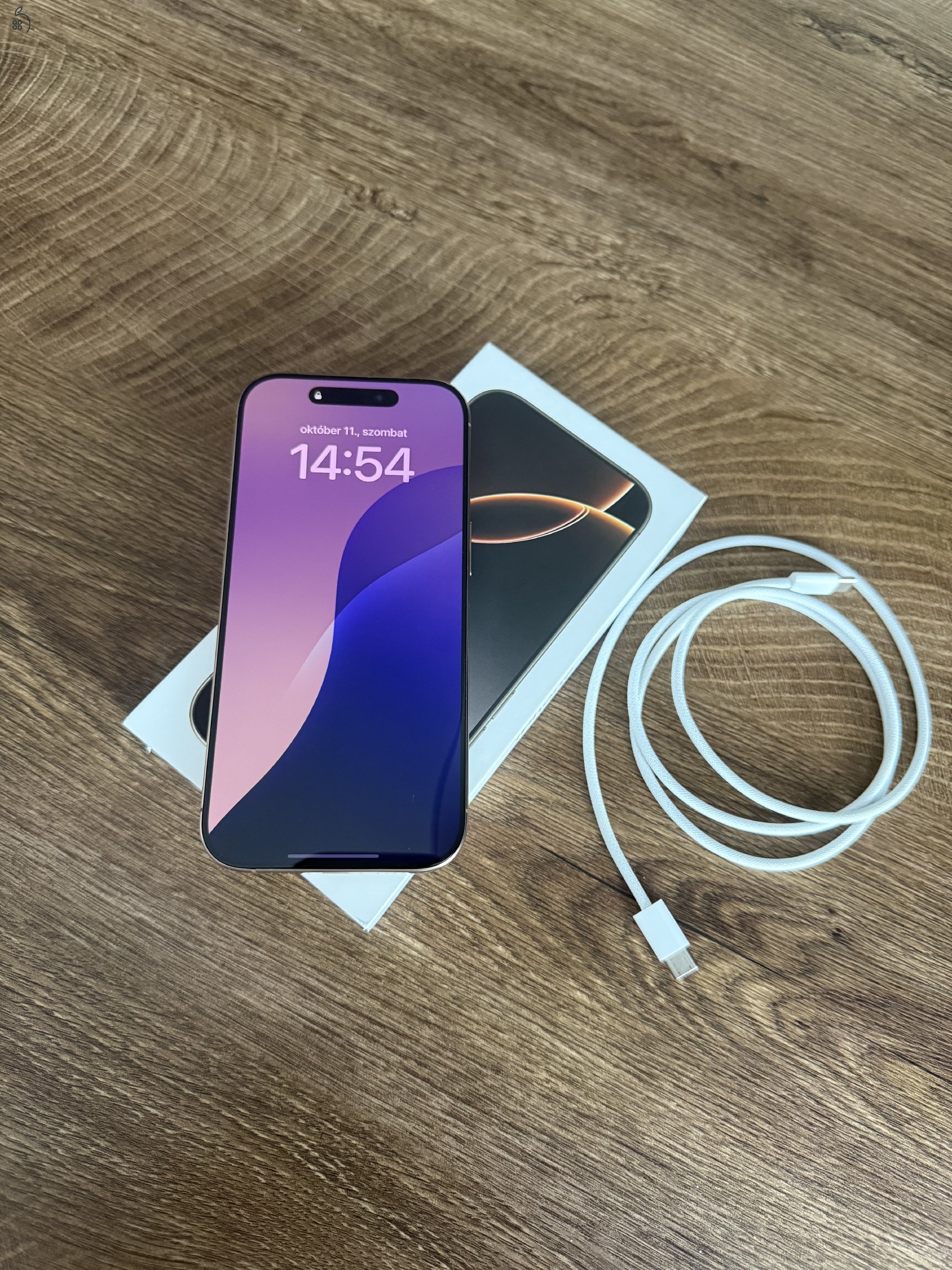 Eladó iPhone 16 pro 128 GB-kitűnő állapotban