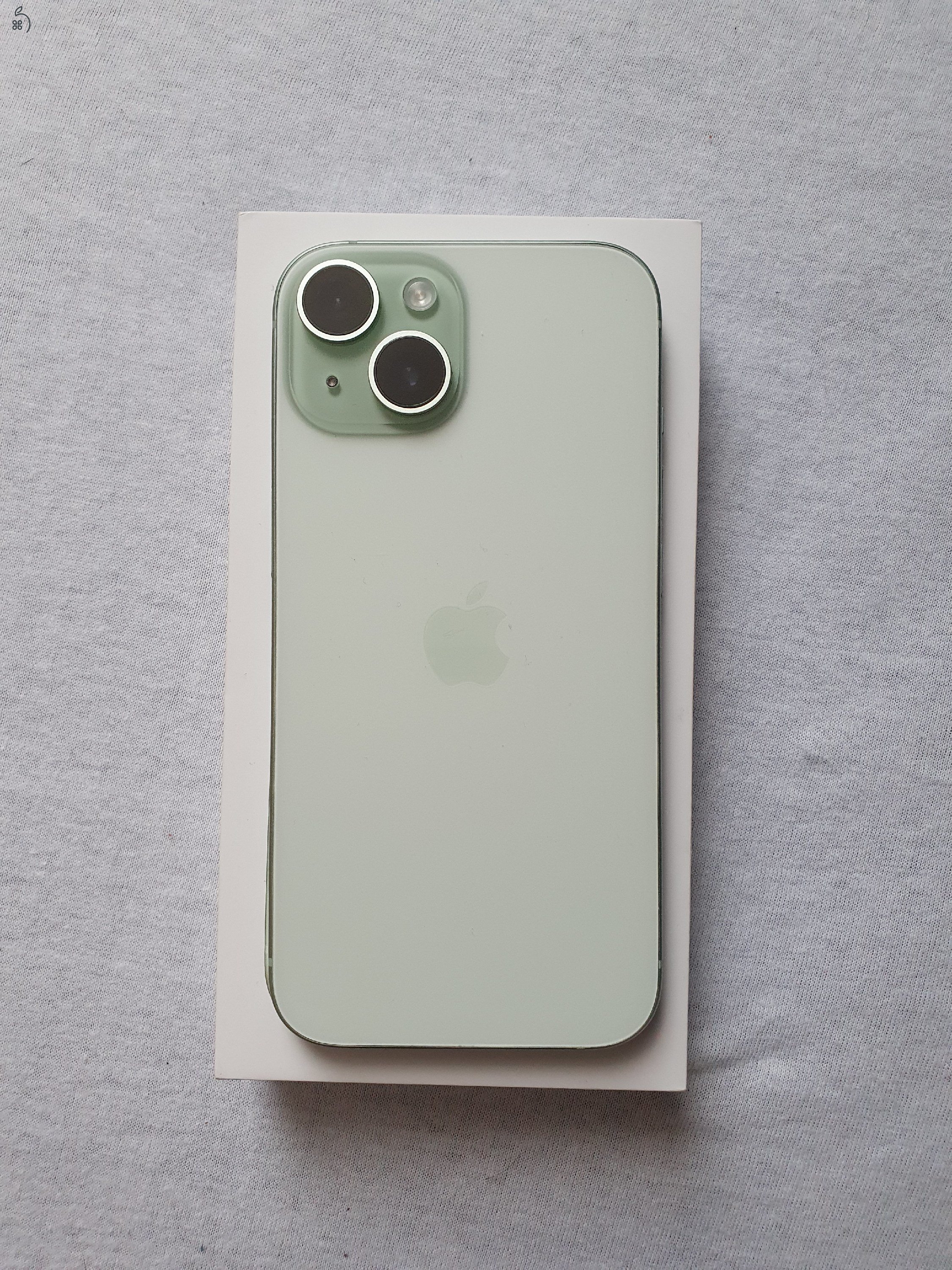 Iphone 15, zöld, 128 GB, kártyafüggetlen
