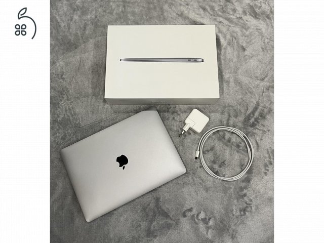 Macbook Air M1 (2020) kitűnő állapotban 