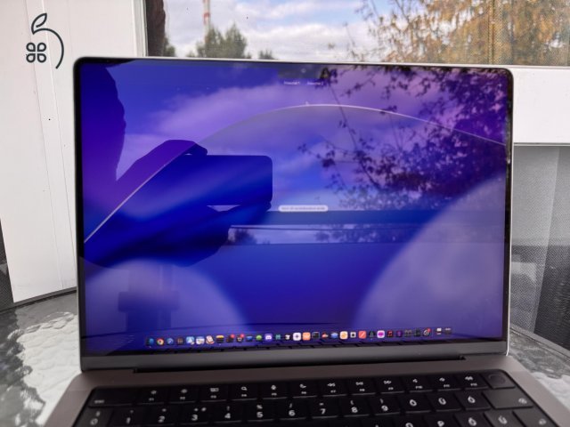 MacBook Pro 14 (2021) Space Gray, 16 GB RAM, 512 GB SSD (magyar bill)