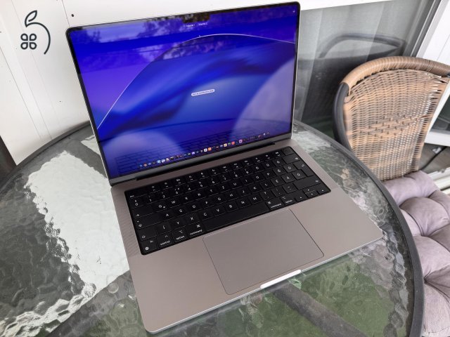 MacBook Pro 14 (2021) Space Gray, 16 GB RAM, 512 GB SSD (magyar bill)