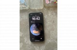 Iphone 13 / 128 GB Újszerű állapot!