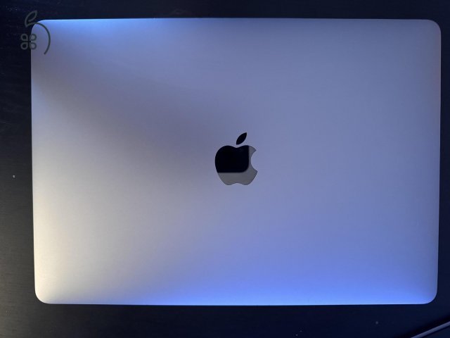 Apple MacBook Pro i5 16GB RAM, 512GB SSD