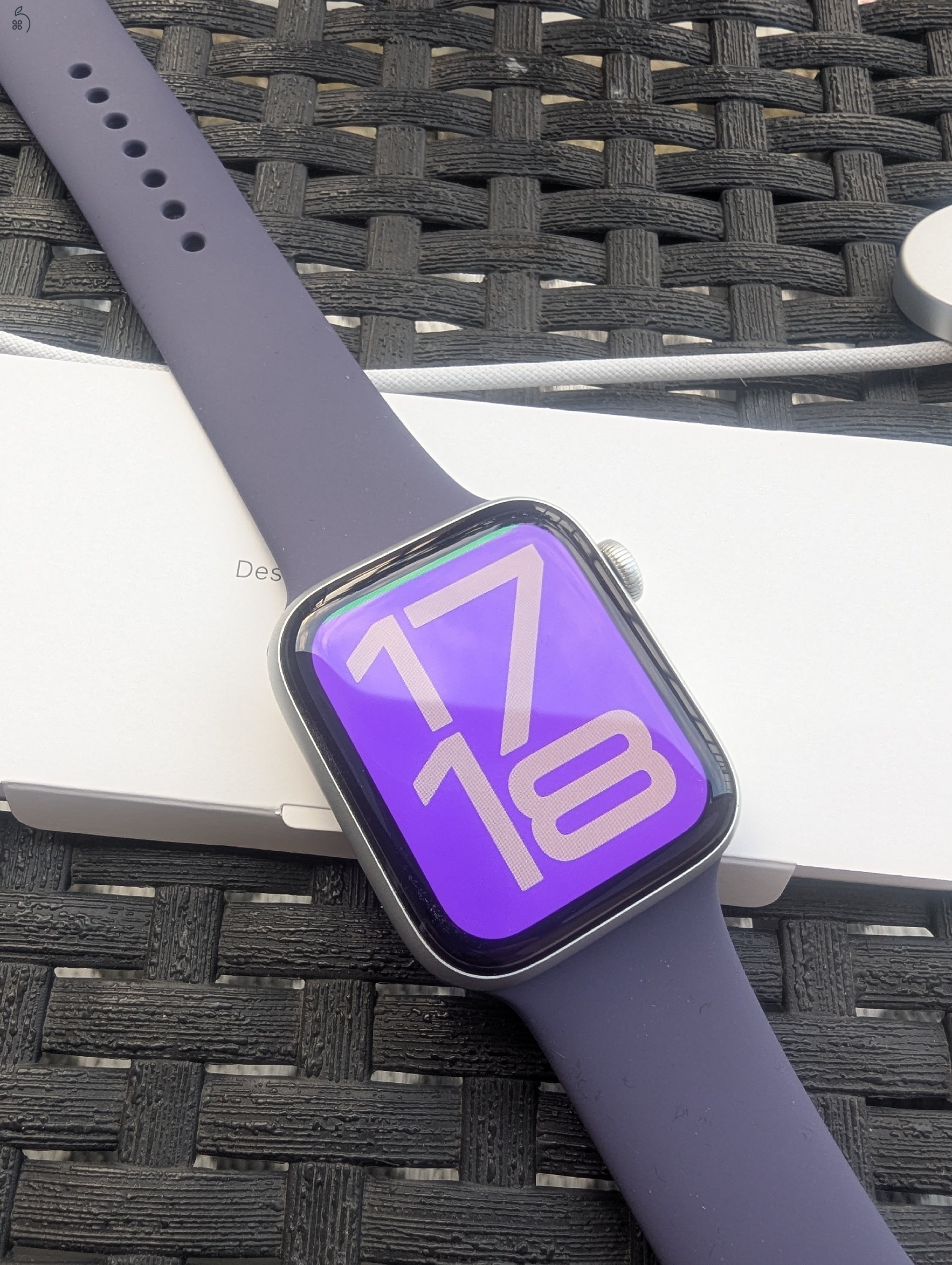 Eladó Apple Watch SE 2nd 2024 GPS+Cellular 44mm 