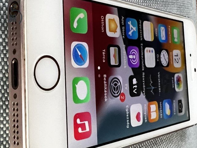 iPhone SE (1) rosegold - 100%-os akksi