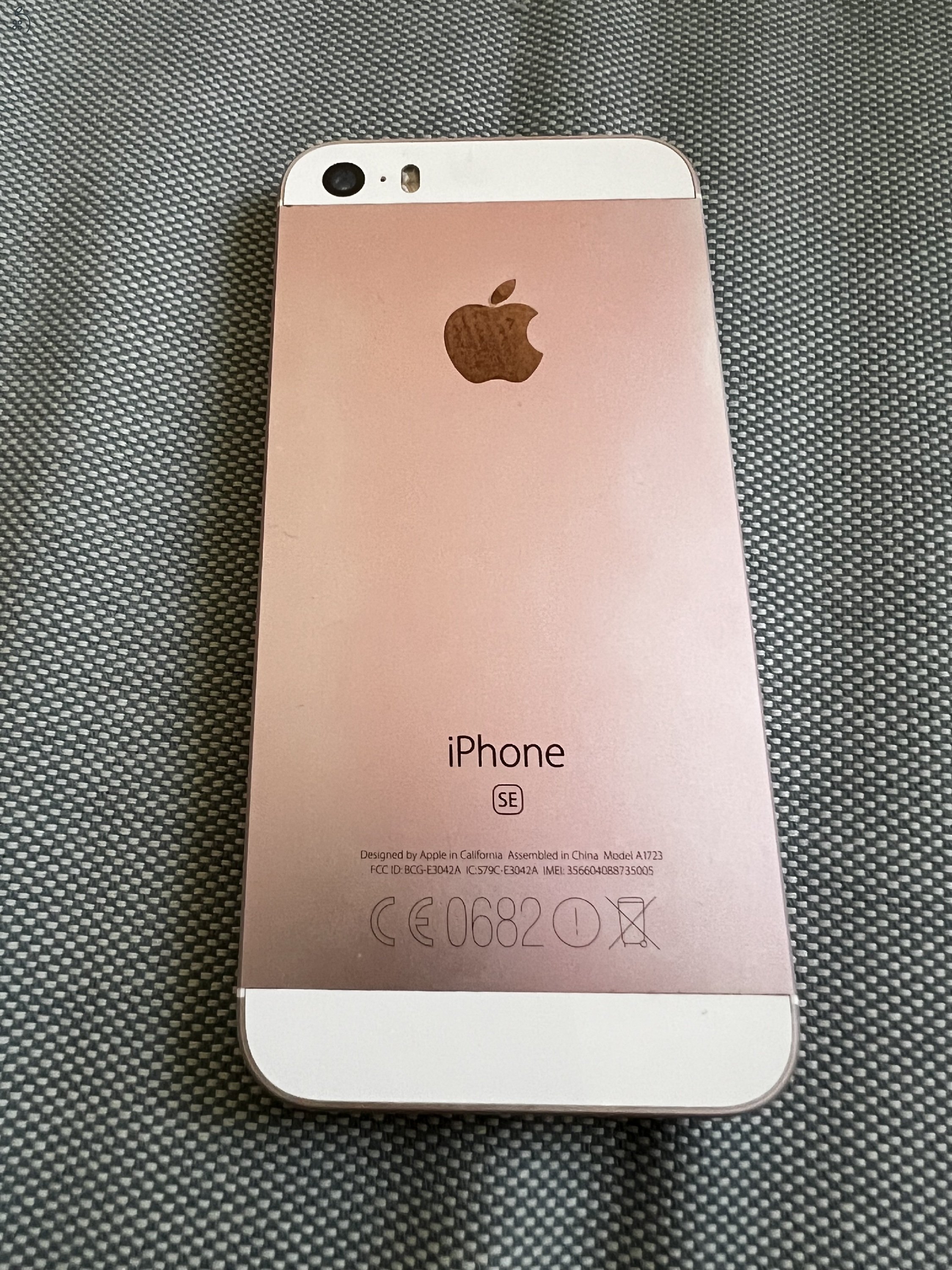 iPhone SE (1) rosegold - 100%-os akksi