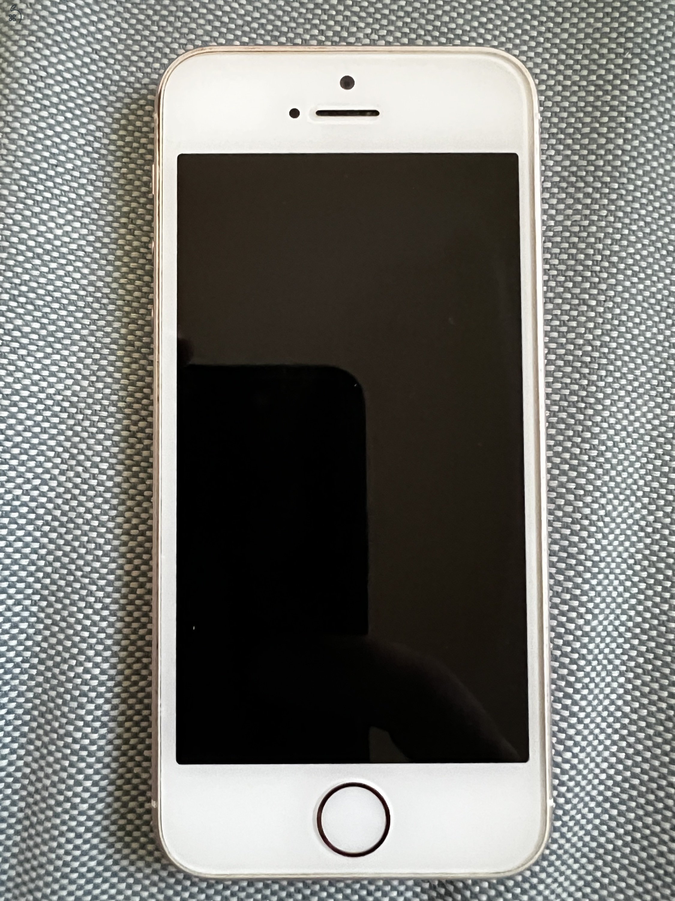 iPhone SE (1) rosegold - 100%-os akksi