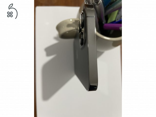 Eladó iPhone 12 Pro Max 256 GB tárhellyel grafit színben
