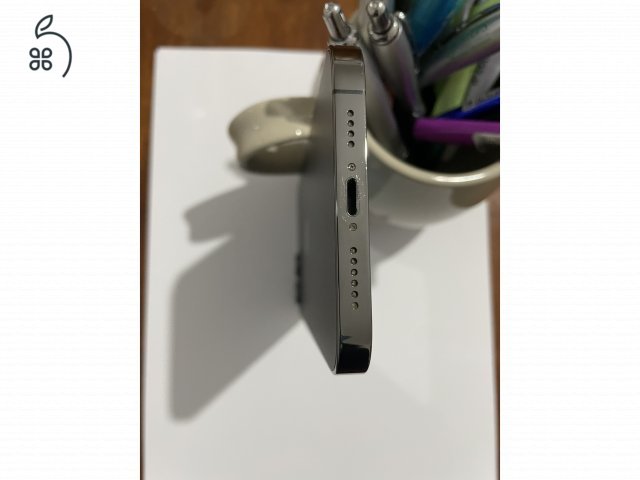 Eladó iPhone 12 Pro Max 256 GB tárhellyel grafit színben