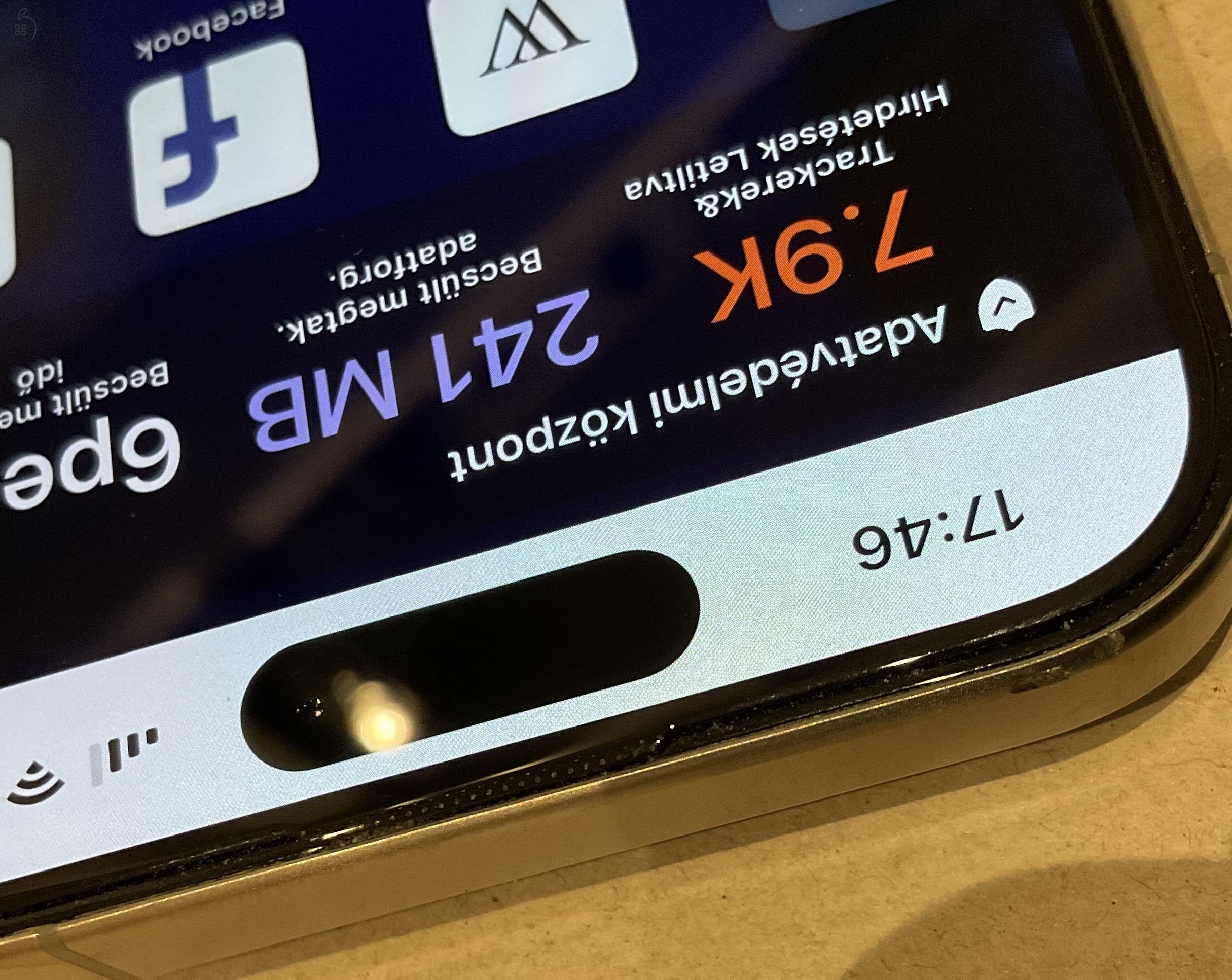 Iphone 15 pro 128 GB, natúr titán, Apple care +, 94 % akkumulátor 