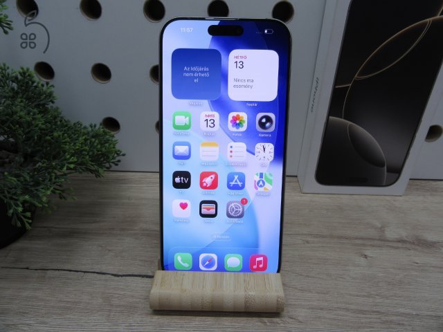Apple iPhone 16 Pro Max – Natural Titanium – ProMotion, profi kamera, USB-C – 256 GB – Használt, megkímélt – 97% akku – 3 hónap garancia