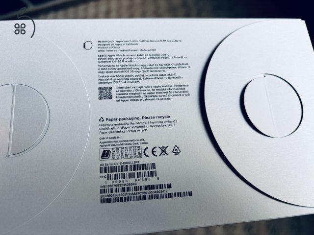 Apple Watch Ultra 3 - 3 év garancia - 4 gyári szíj - Milanese Loop titán - 3 hetes