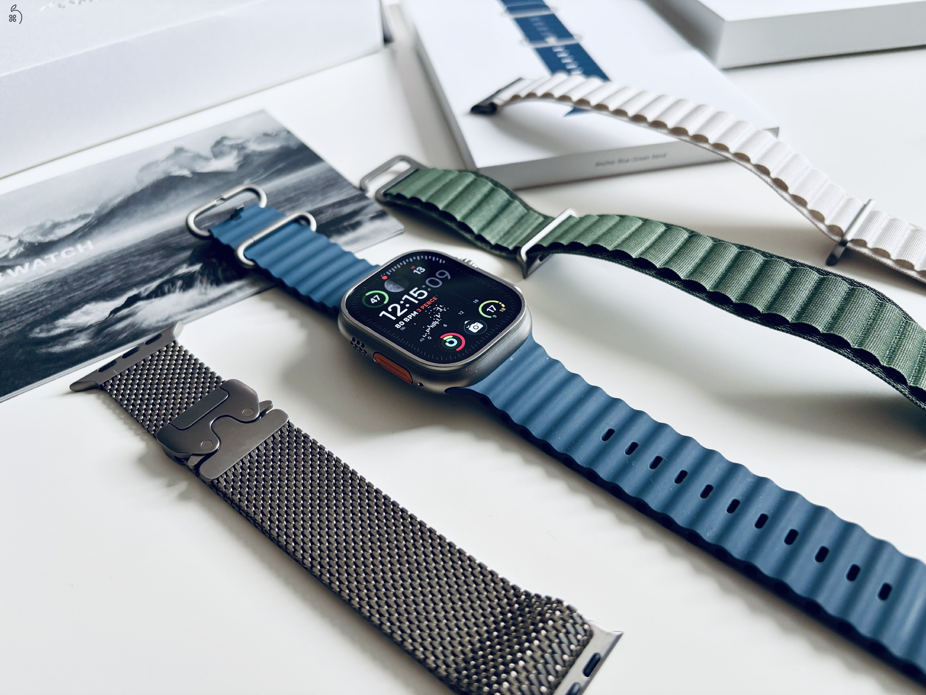 Apple Watch Ultra 3 - 3 év garancia - 4 gyári szíj - Milanese Loop titán - 3 hetes
