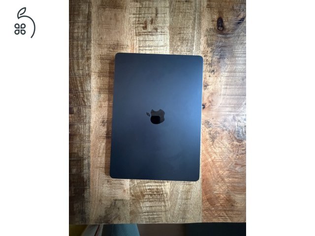  Apple MacBook Air M3 (2024) / 256GB SSD / midnight éjfekete/ magyar – 26 megtekintés 